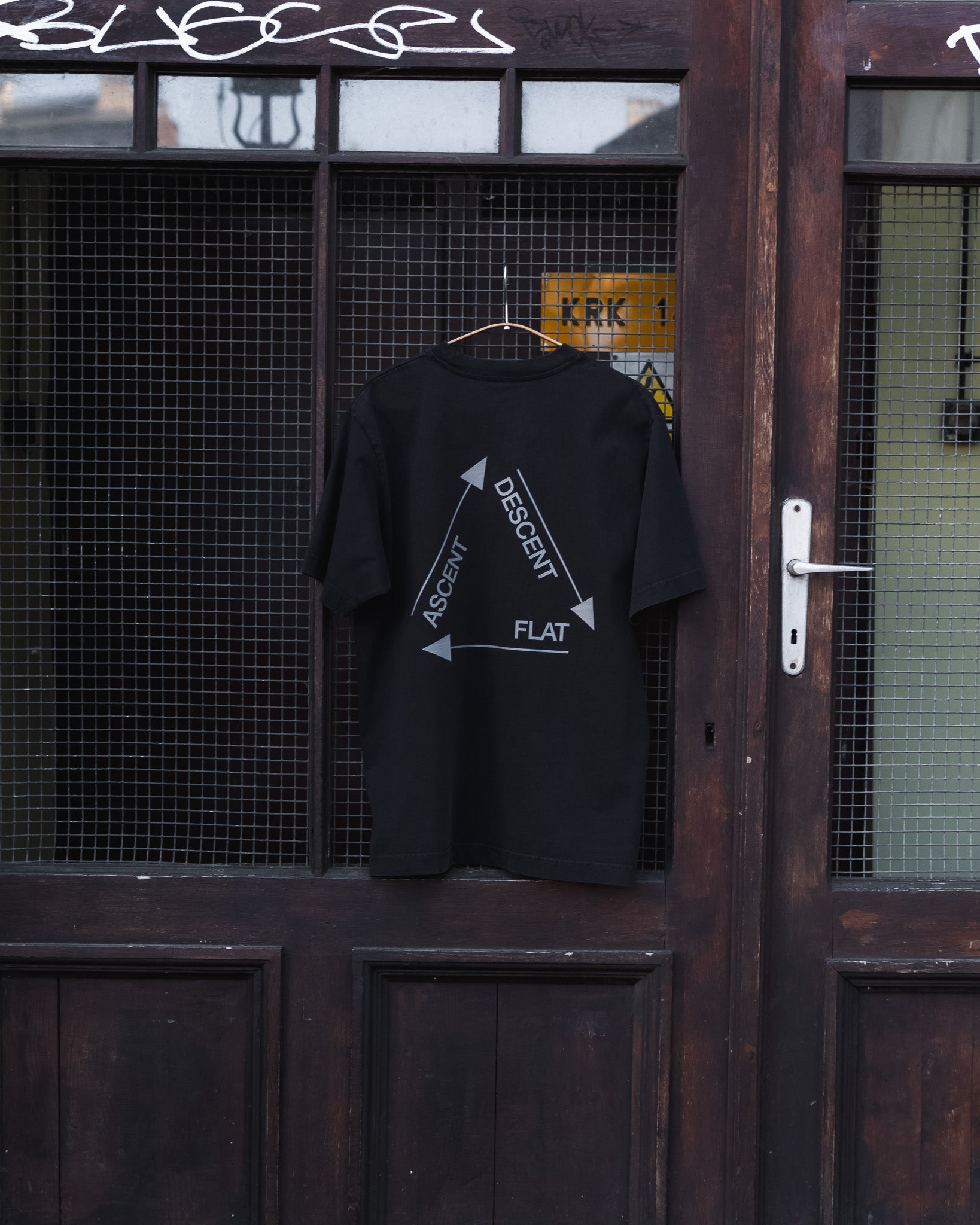 ASCENT DESCENT FLAT TEES